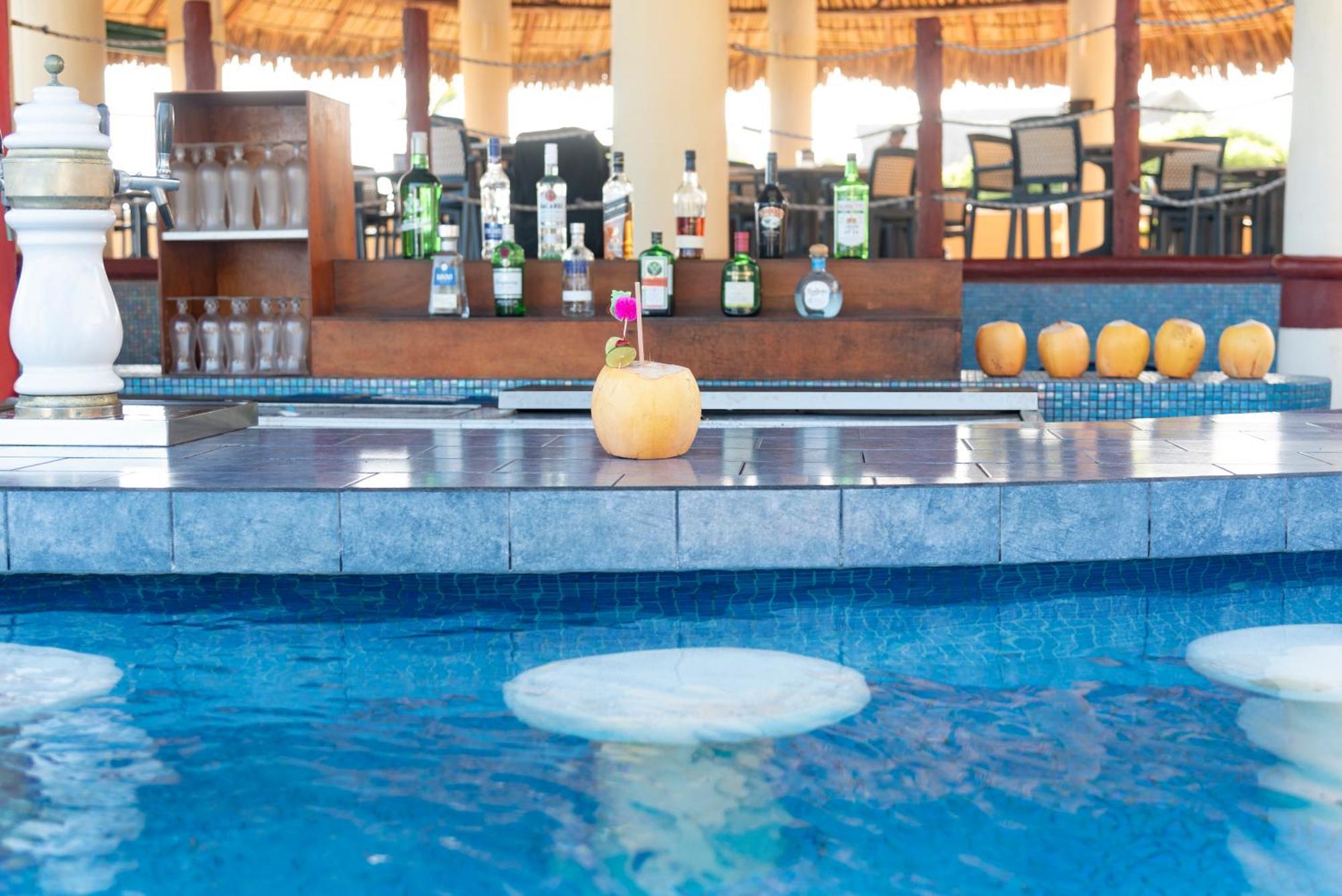 Hotel Cayman Suites Monterrico Exterior photo